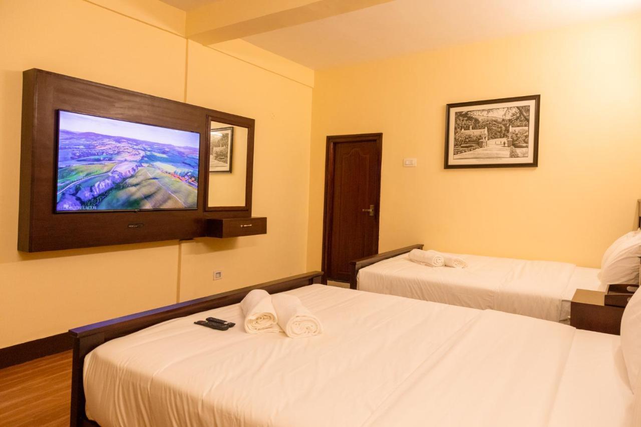 Aakash Rooms And Cottages, Ooty Buitenkant foto