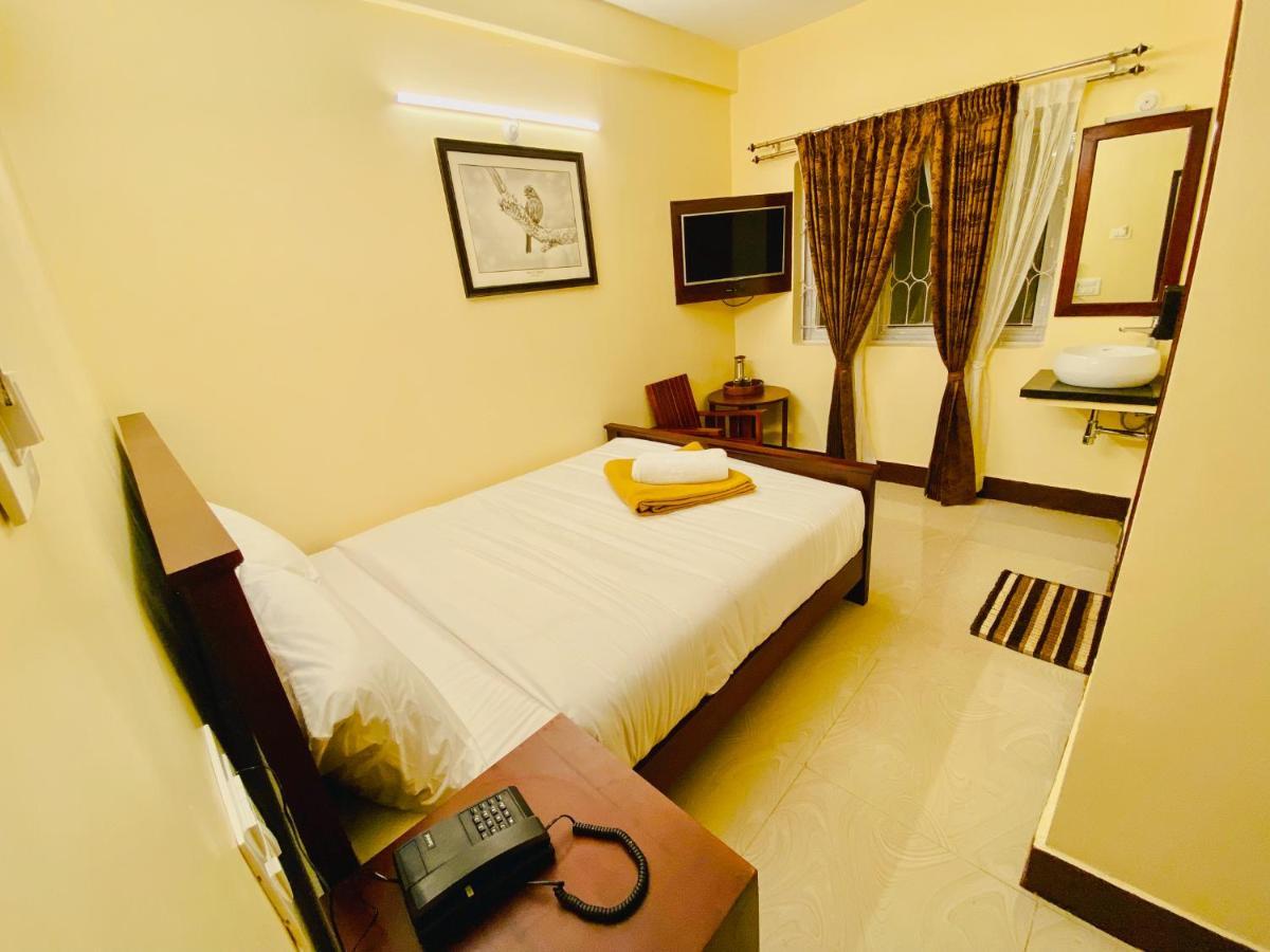 Aakash Rooms And Cottages, Ooty Buitenkant foto